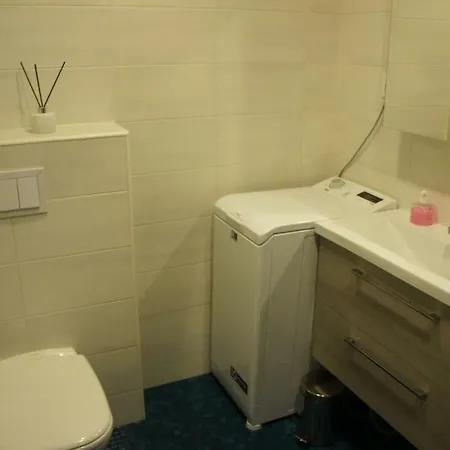 Kotkapoja * Kuressaare