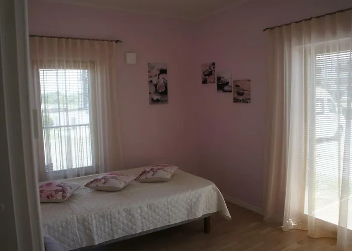 Kotkapoja * Kuressaare