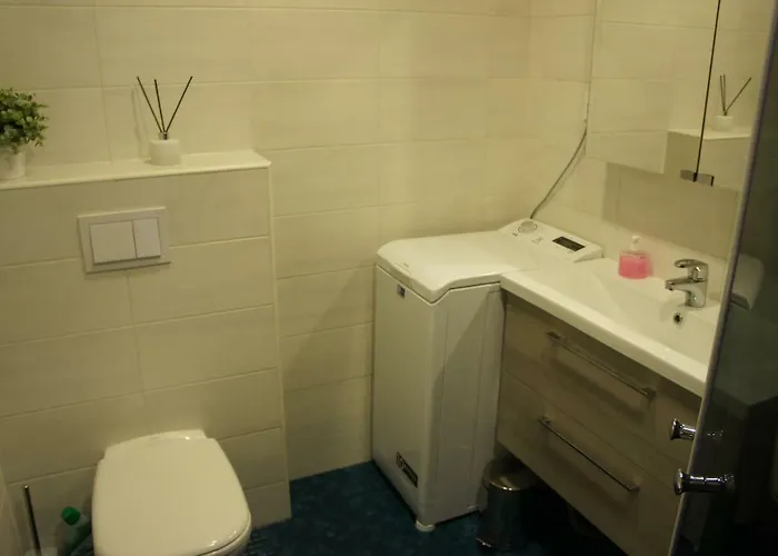 Kotkapoja * Kuressaare